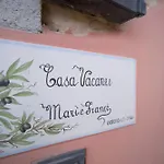 Mari E France Lejlighed *